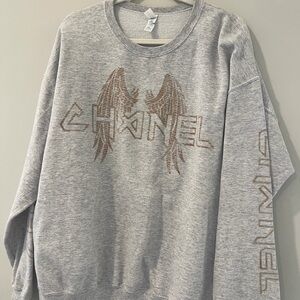 Gray Graphic Sweatshirt